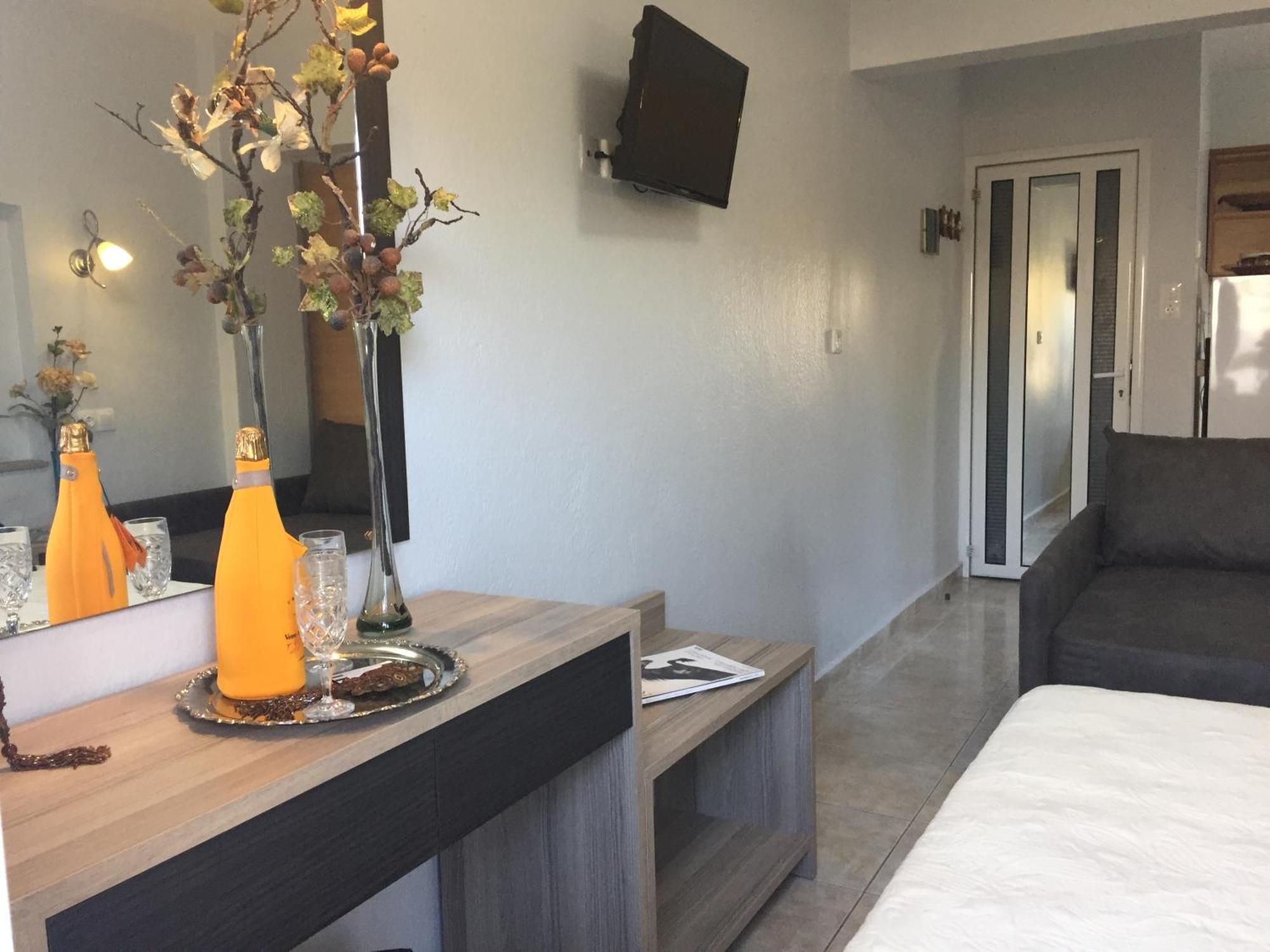 Litsa Haus Estate Residences & Suites - Adults Only & Kids 8 Plus- Aszproválta Kültér fotó